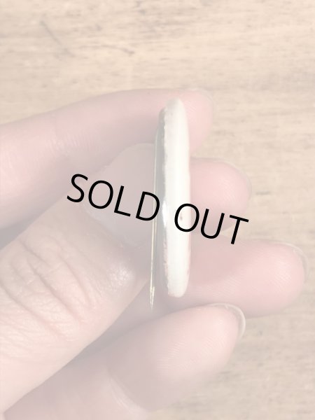 70年代頃の選挙時のスマイルが描かれたビンテージの缶バッジ