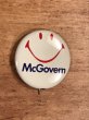 70年代頃のMcGovernのスマイルフェイスのビンテージの缶バッジ