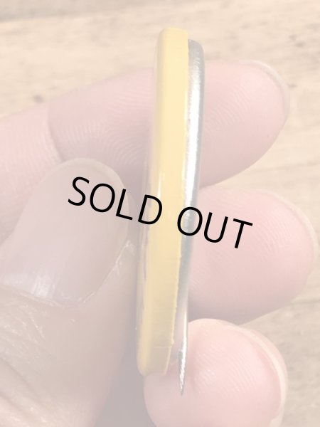 70年代頃の企業物のスマイルのビンテージの缶バッジ