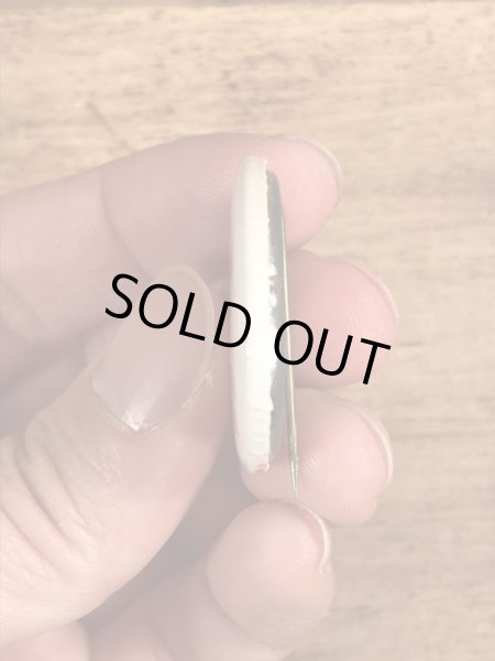 70年代頃の選挙時のスマイルが描かれたビンテージの缶バッジ