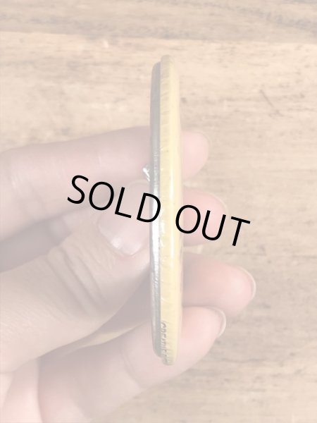 70年代頃の企業物のスマイルのビンテージの缶バッジ