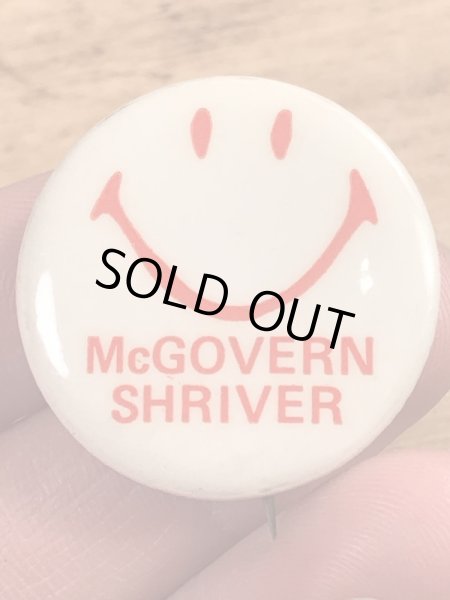 70年代頃の選挙時のスマイルのビンテージの缶バッジ