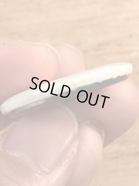 70年代頃の選挙時のスマイルが描かれたビンテージの缶バッジ