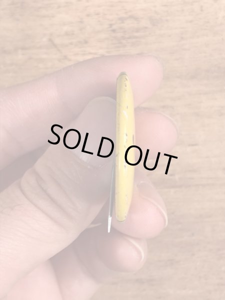 70年代頃の2トーンのスマイルのビンテージの缶バッジ