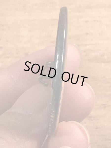 70’sのスマイルフェイスのキャラクターのヴィンテージの缶バッチ