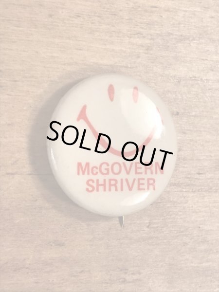 70年代頃の選挙時のスマイルのビンテージの缶バッジ