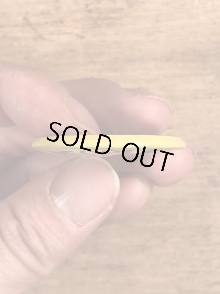 70’sのPeople Above Politicsのスマイルフェイスのヴィンテージの缶バッチ