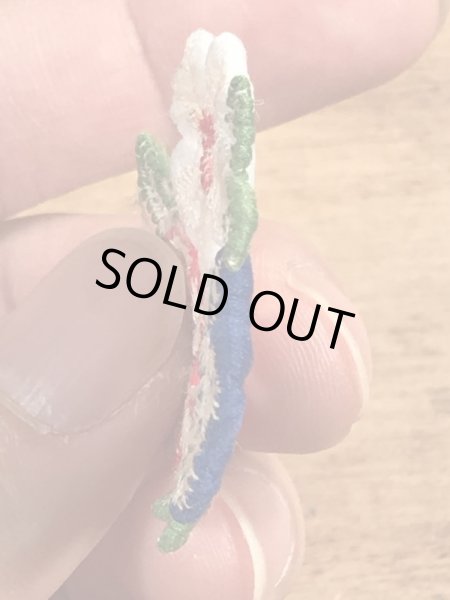 70’sのフラワーのヴィンテージの刺繡パッチ