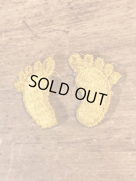 70’sの足跡のヴィンテージの刺繡パッチ