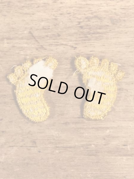 70’sの足跡のヴィンテージの刺繡パッチ