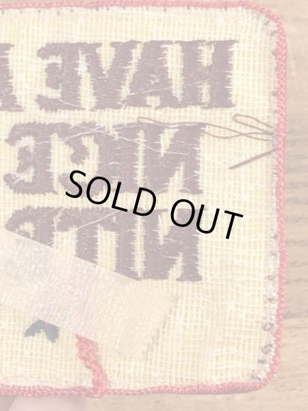 70年代頃のメッセージが書かれたビンテージの刺繡ワッペン