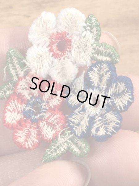 70年代頃の花のビンテージの刺繡ワッペン