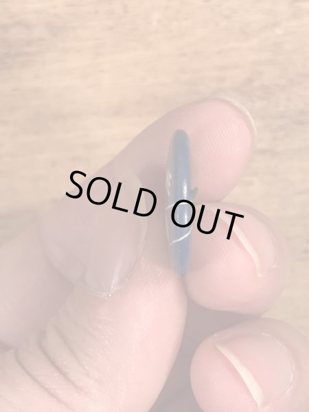 〜40年代頃のシェイクハンドのビンテージの缶バッジ