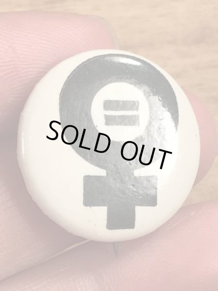 〜70年代頃のイクアリティのビンテージの缶バッジ