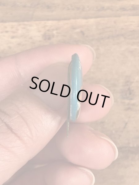 30〜40年代頃の総主教クロスのサンタクロースのビンテージの缶バッジ