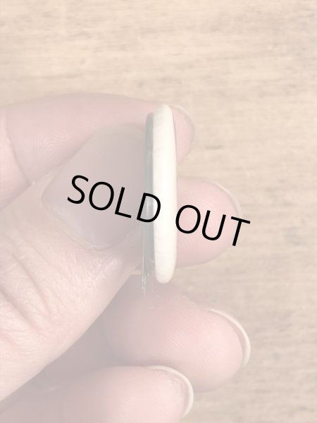 〜70年代頃のイクアリティのビンテージの缶バッジ