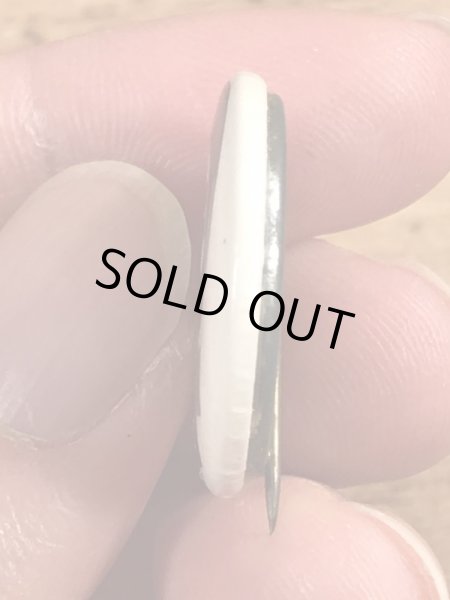 〜70年代頃のイクアリティのビンテージの缶バッジ