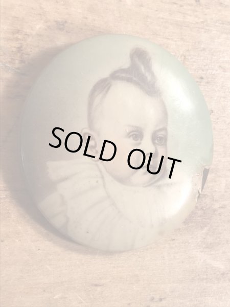 〜40年代頃の赤ん坊が描かれたビンテージの缶バッジ