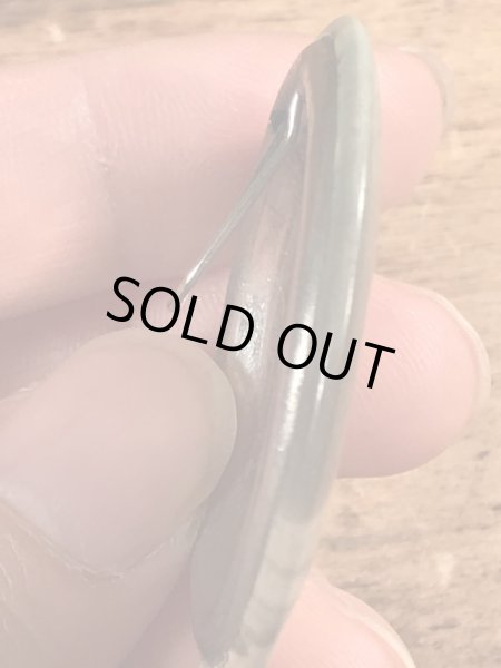 〜40年代頃の赤ん坊が描かれたビンテージの缶バッジ