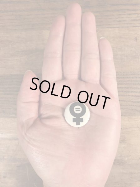 〜70年代頃のイクアリティのビンテージの缶バッジ