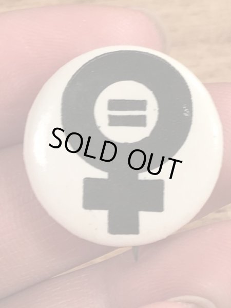 〜70年代頃のイクアリティのビンテージの缶バッジ