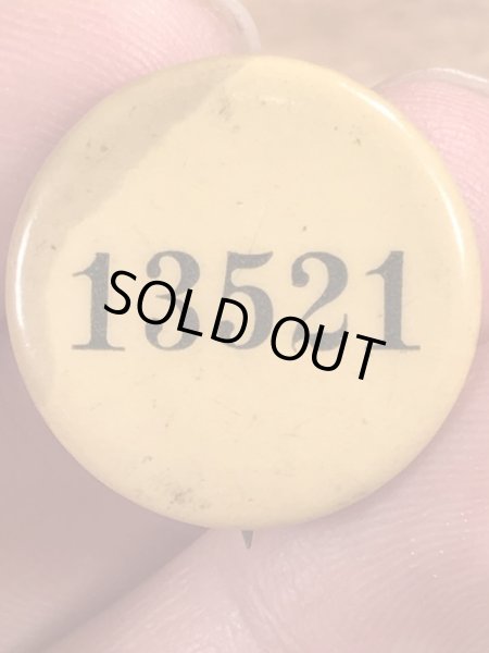 〜30年代頃の企業物のビンテージの缶バッジ