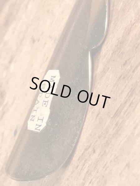 50’s頃のアールデコ調のハイヒールのチャームが付いたヴィンテージの靴ベラ