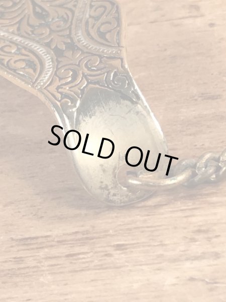 50年代頃のアールデコ調のハイヒールのチャームが付いたビンテージのシューホーン