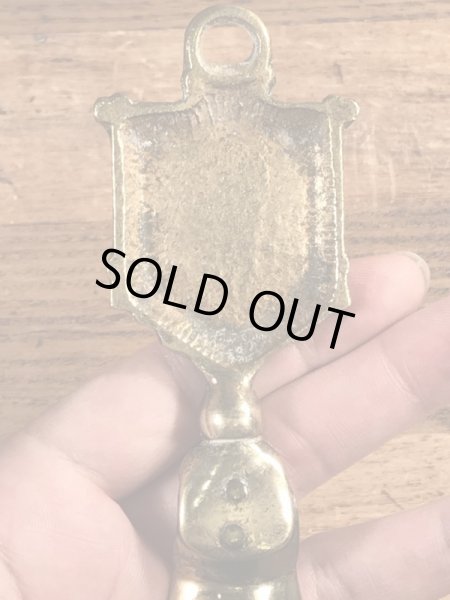 50年代頃のエリザベス2世が描かれたビンテージのシューホーン