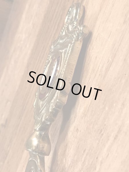 50年代頃のエリザベス2世が描かれたビンテージのシューホーン