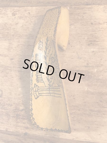 50’s頃のハンドペイントのウッド製のヴィンテージの靴ベラ