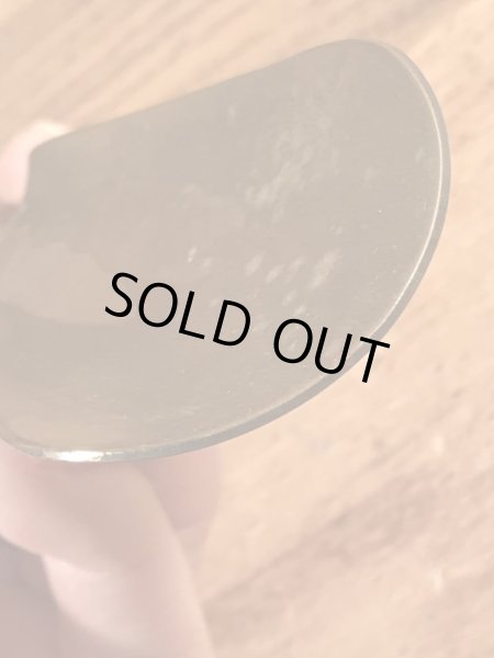 50’s頃のエリザベス2世が描かれたヴィンテージの靴ベラ