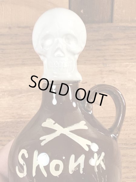 50年代頃のスカルのビンテージのデカンタ