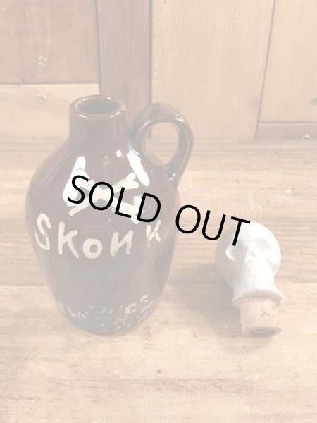 50年代頃のスカルのビンテージのデカンタ