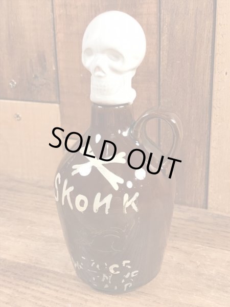 50’s頃のスカルのヴィンテージのポイズンボトル