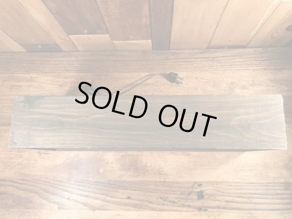 70年代頃のSaloonのステンドグラス風のビンテージのライトアップサイン