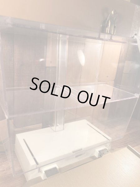 60〜70年代頃のライトアップするビンテージのディスプレイケース