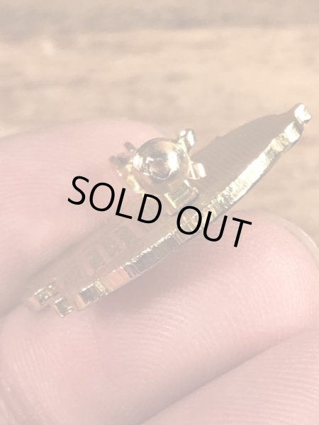 80年代頃のミッキーマウスのニューオリンズスクエアのビンテージのピンバッジ