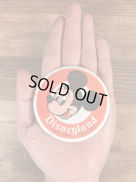 70年代頃のディズニーランドのミッキーマウスのビンテージの缶バッジ