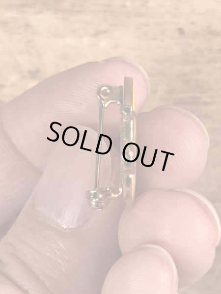 80年代頃のカントリーベアのディズニーランドのビンテージのピンバッチ