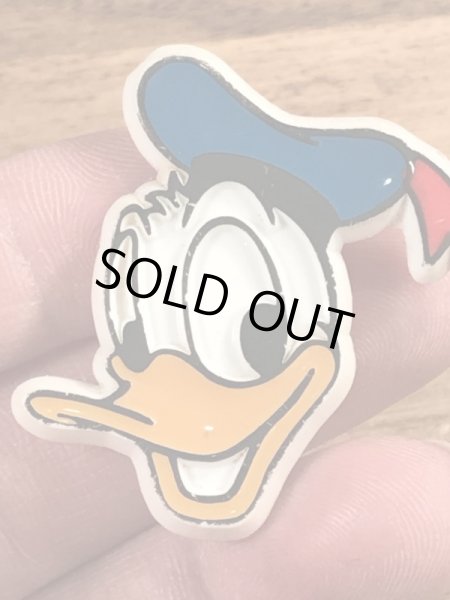 70〜80’sのディズニーのドナルドダックのヴィンテージのプラスチックバッチ