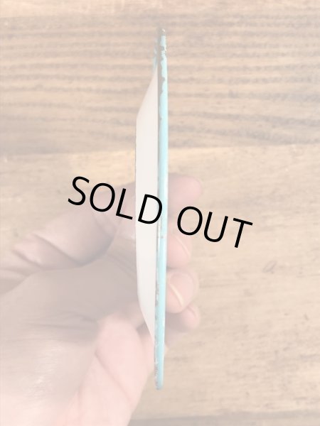 60〜70年代頃のミッキーマウスなどのディズニーキャラクターが描かれたビンテージの子供用小皿