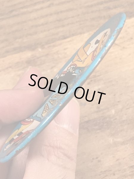 60〜70年代頃のディズニーキャラクターのアイスクリームショップが描かれたビンテージのお皿