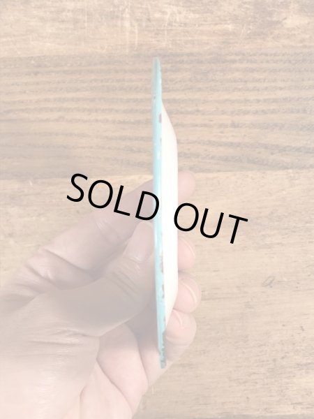 60〜70年代頃のミッキーマウスなどのディズニーキャラクターが描かれたビンテージの子供用小皿