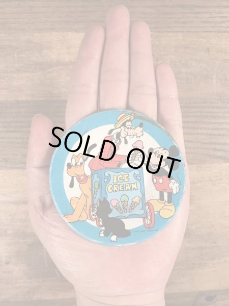 60〜70’sのグーフィーなどのディズニーキャラクターが描かれたヴィンテージのメタルディッシュ