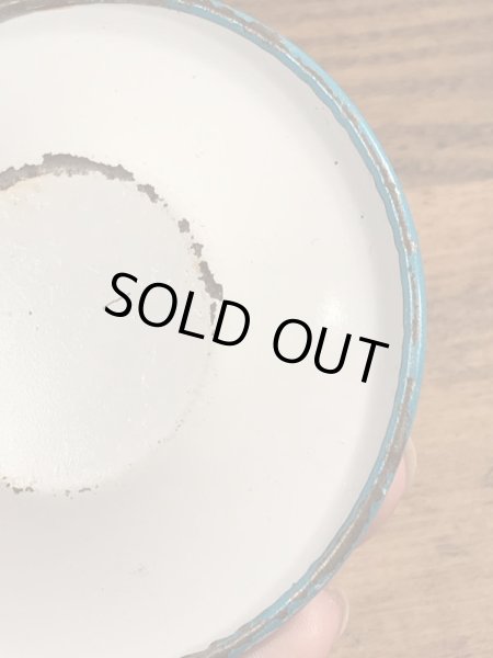 60〜70年代頃のミッキーマウスなどのディズニーキャラクターが描かれたビンテージの子供用小皿