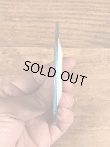 60〜70年代頃のディズニーキャラクターのアイスクリームショップが描かれたビンテージのお皿