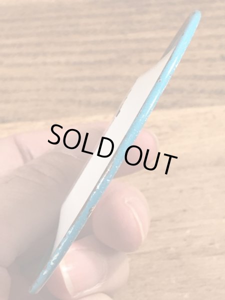 60〜70’sのグーフィーなどのディズニーキャラクターが描かれたヴィンテージのメタルディッシュ