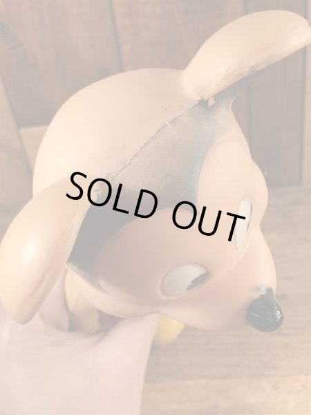 50年代頃のサンラバー社製のミッキーマウスのビンテージのスクイーズドール