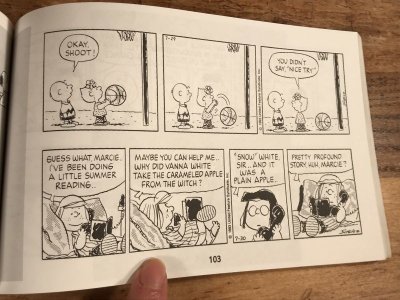 画像2: Peanuts Snoopy “Dogs Are Worth It!” Comic Book　スヌーピー　ビンテージ　コミックブック　90年代